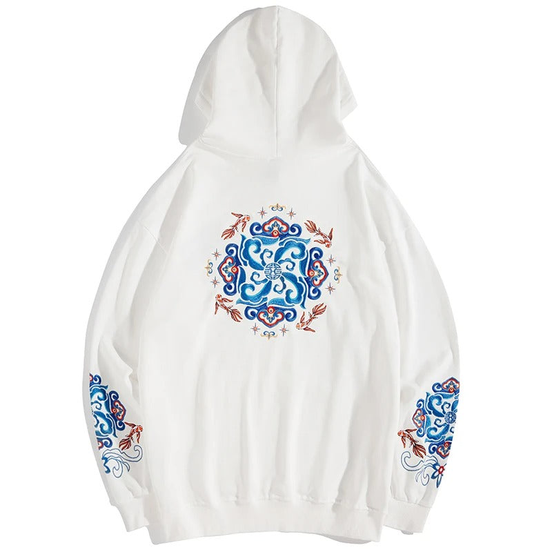 Bestickter Kapuzenpullover aus Baumwolle im Ethno-Stil