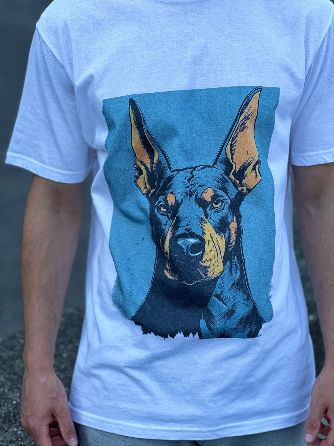 Cooler Dobermann - Normales Unisex-T-Shirt