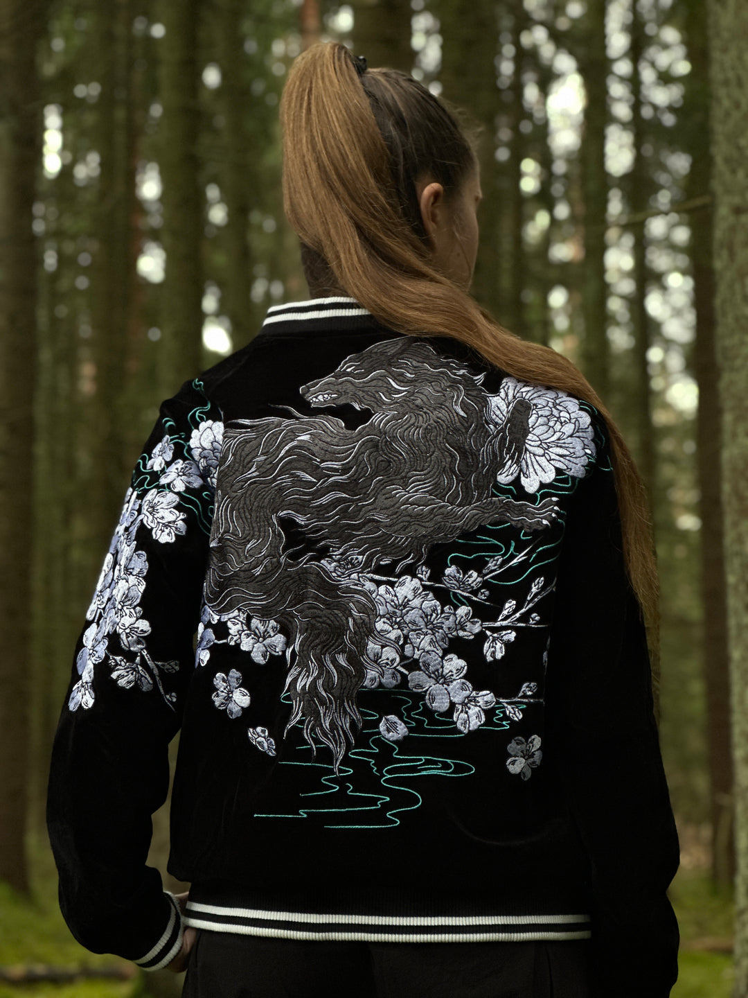 (PRE-ORDER) Midnight Wolf Embroidery Velvet Jacket - Unisex - Obsidian Black