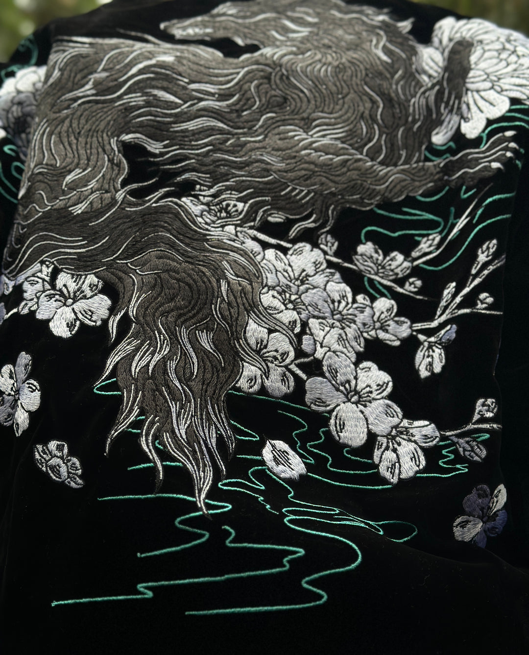 (PRE-ORDER) Midnight Wolf Embroidery Velvet Jacket - Unisex - Obsidian Black