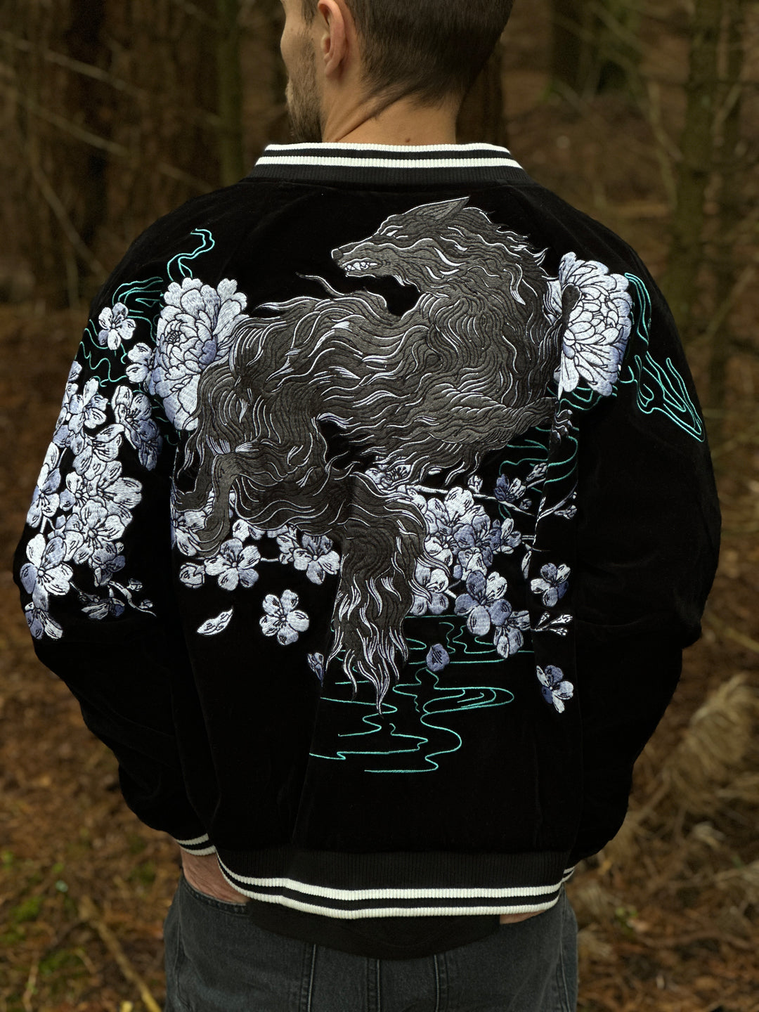 (PRE-ORDER) Midnight Wolf Embroidery Velvet Jacket - Unisex - Obsidian Black