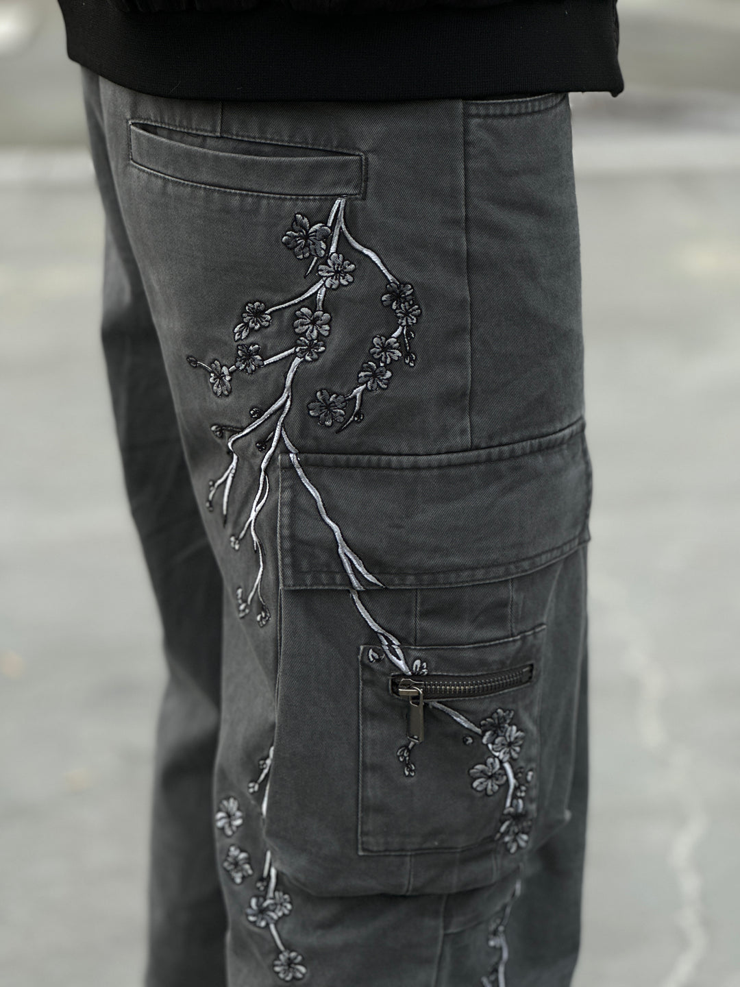 (PRE-ORDER) Embroidery Titanium Sakura -  Unisex Loose Cargo Pants