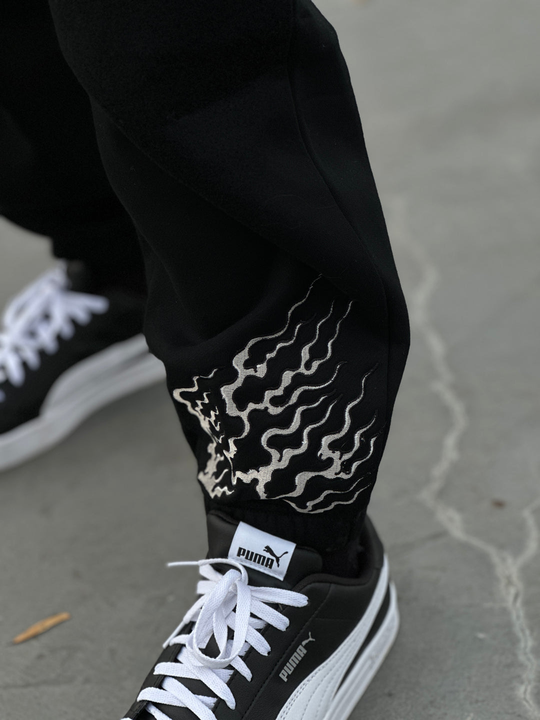 400 GSM Embroidery Kitsune fox Sweatpants - Unisex Cotton