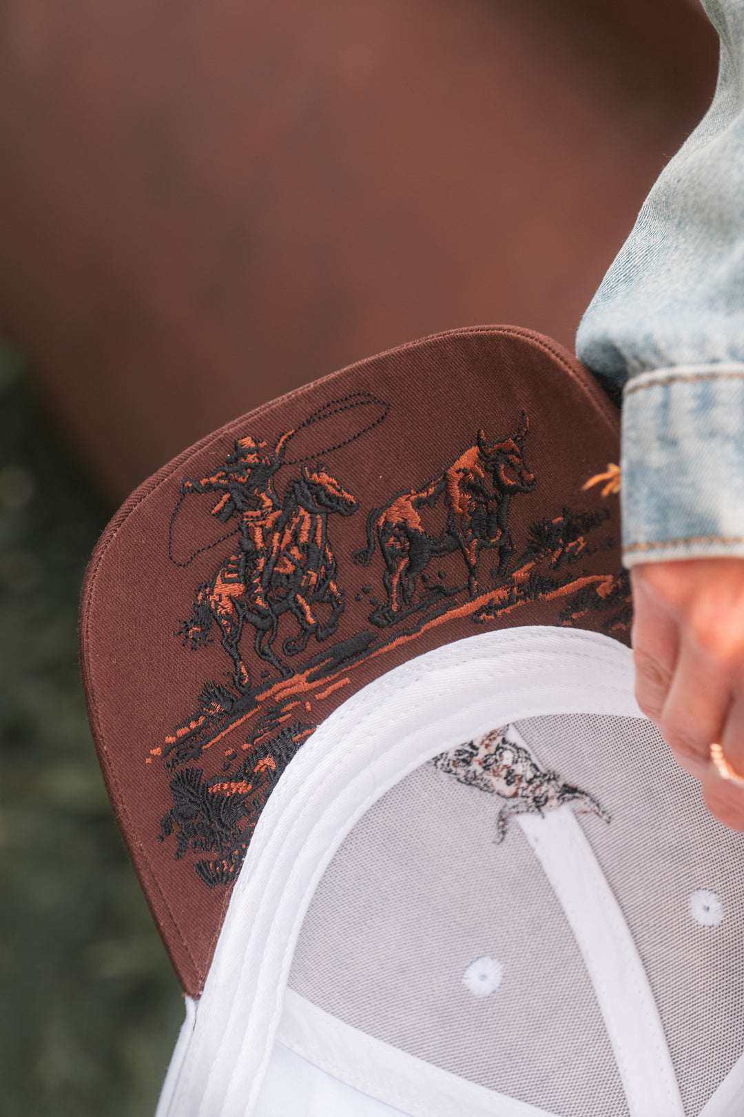 Prairie Bull - Embroidered Unisex Western Cap Rustic Brown