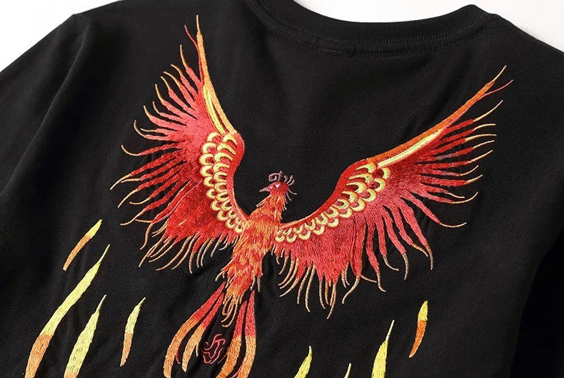 Besticktes Burning Phoenix-T-Shirt, japanischer Streetstyle (Unisex)